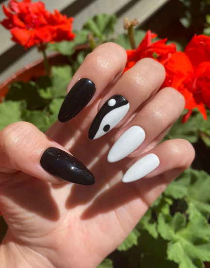 Yin-Yang Black and White Nails